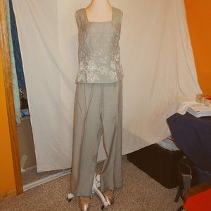Dress Barn Women's Pants Set